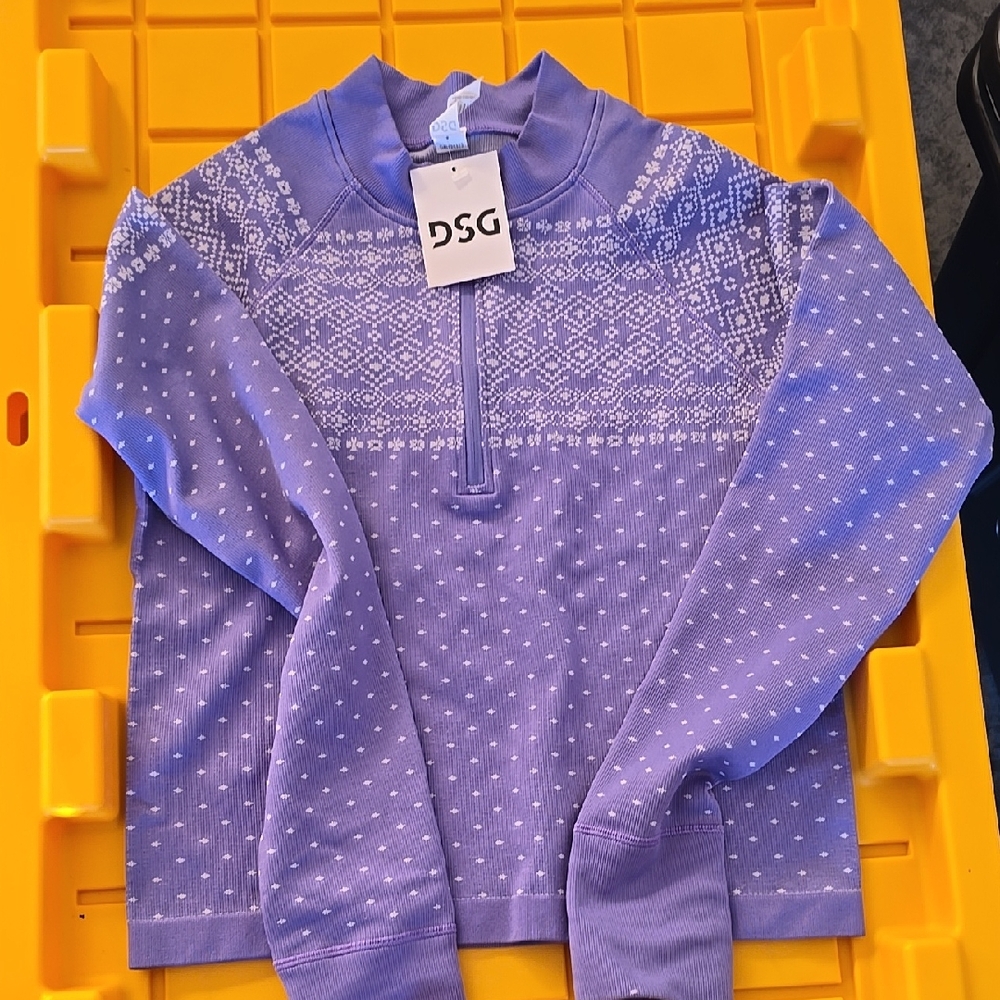 DSG Lavender and White Knit Pullover